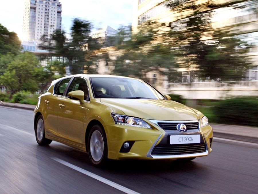  Lexus CT200h 2014 года  (ZA) (фото 3 из 13)